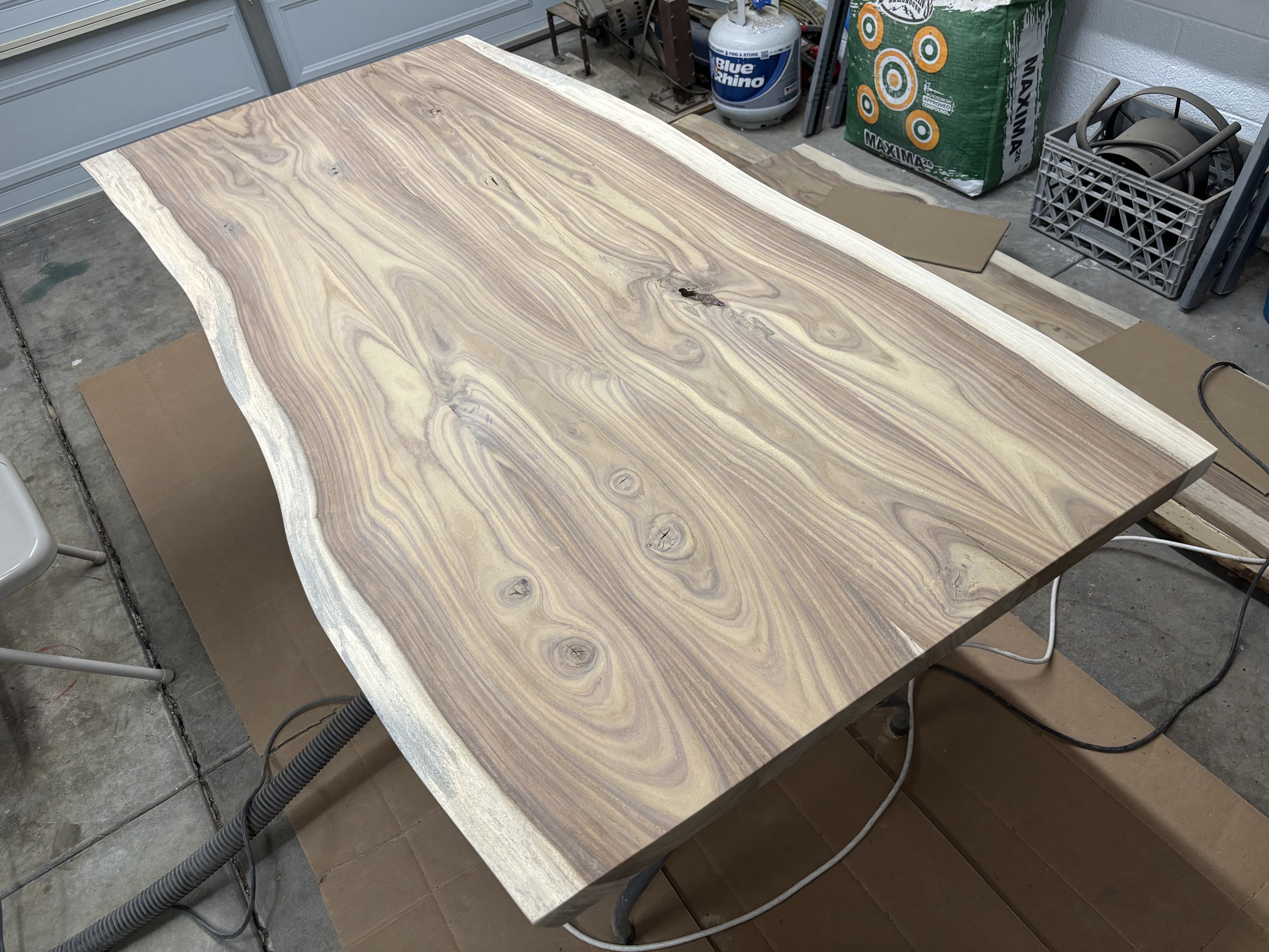 Flattening the glued slab